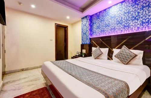 Karol Bagh Hotel | Hotel Coral Plaza - Near Connaught Place
