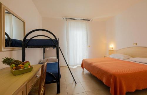 Torre Santa Sabina Hotel | Hotel Corallo