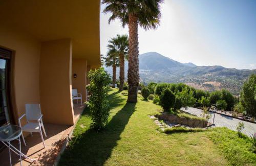 Alcaucín Hotel | Hotel Cortijo de Salia