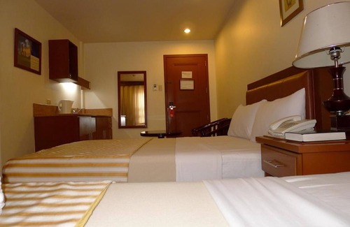 Baguio Hotel | Hotel Cosmopolitan