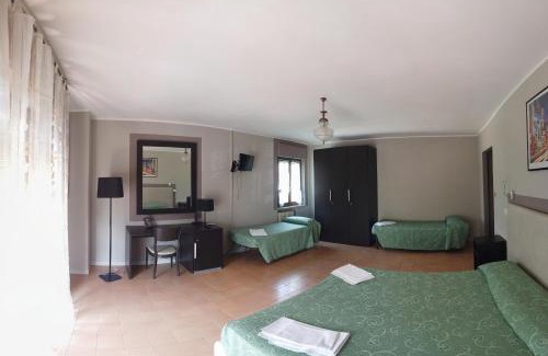Champagne Hotel | Hotel Cristina