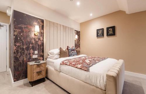 Mahipalpur Hotel | Hotel D Precesion Suites Near IGI Airport