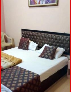 Varanasi Hotel | HOTEL D-S - RESIDENCY - Near Kasi Vishwanath Temple #Fully Air Conditioning -Free Wifi -Parking -Room Service #Best Hotel In Varanasi