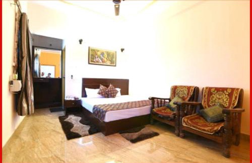 Varanasi Hotel | HOTEL D-S - RESIDENCY - Near Kasi Vishwanath Temple #Fully Air Conditioning -Free Wifi -Parking -Room Service #Best Hotel In Varanasi