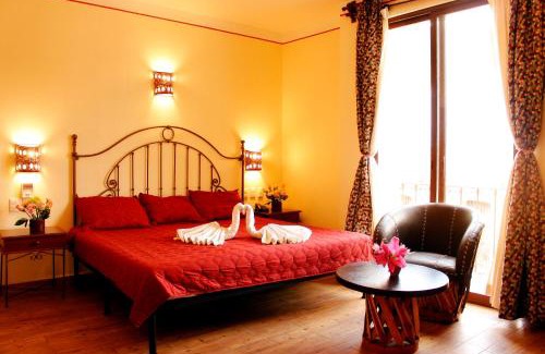 Calzada Madero Hotel | Hotel Danibaan