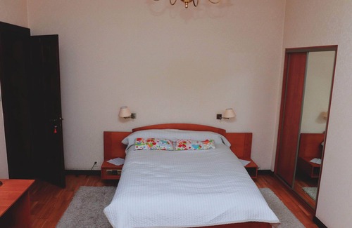 Baluty Cama Y Desayuno | Hotel Daria