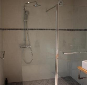 Puteaux Hotel | Hotel Dauphin