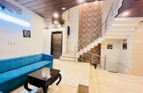 IMT Manesar Casa | Hotel Dayal Regency near IMT Chowk Manesar, Manesar