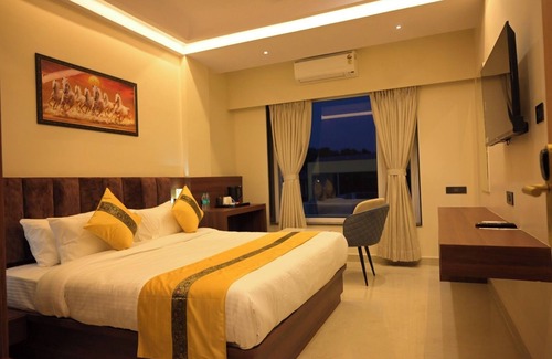 Sarnath Hotel | Hotel Days Inn