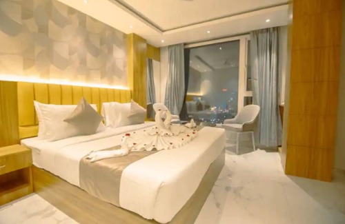 Chinar Park Hotel | Hotel DC Star Kolkata