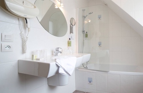 Saint-Pierre-Quiberon Hotel | Hotel De la Plage