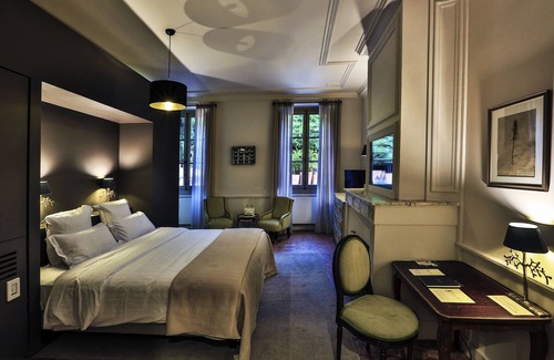 Tournon-sur-Rhone Hotel | Hotel de la Villeon