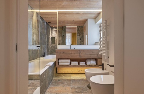 Cortina d'Ampezzo Historic Centre Hotel | HOTEL de LEN