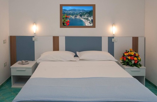 Maiori Hotel | Hotel De Rosa