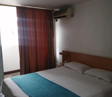 Cali Casa | HOTEL del OESTE B&B