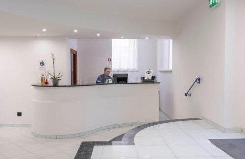 Santa Marinella Hotel | Hotel Del Sole