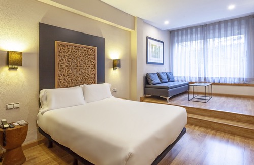 Les Corts Hotel | Hotel Derby Barcelona