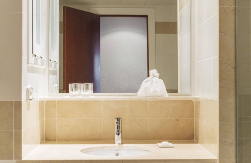 Les Corts Hotel | Hotel Derby Barcelona