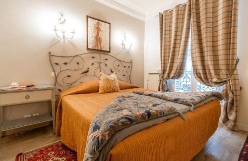 Montparnasse Hotel | Hotel des Bains