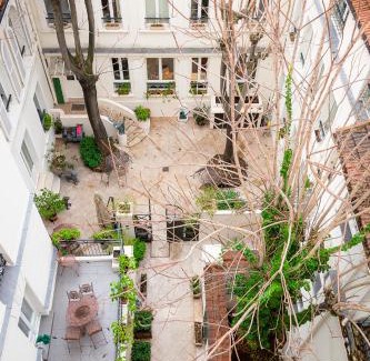 Montparnasse Hotel | Hotel des Bains