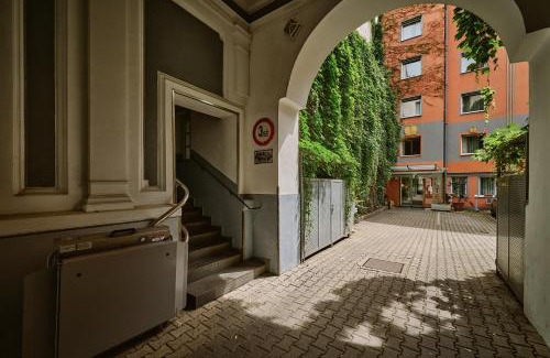Roßau Hotel | Hotel Deutschmeister