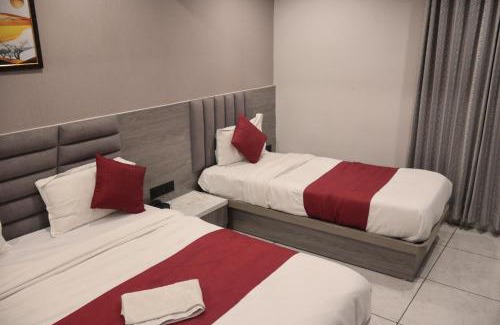 Ahmedabad Hotel | Hotel Dhara
