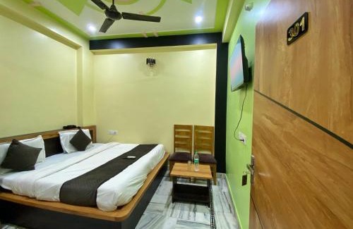Amer Fort Road Hotel | Hotel Diamond