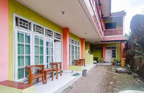 Praya Hotel | Hotel Dienda Hayu