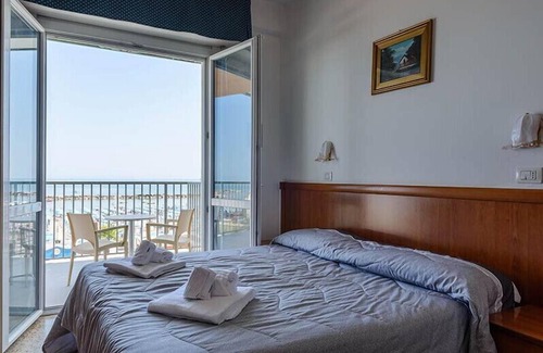 Cattolica Hotel | Hotel Diplomat Marine