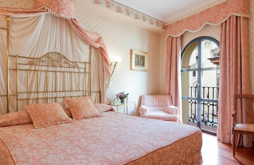 Santa Cruz Hotel | Hotel Doña Maria