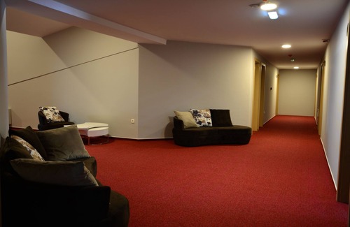 Novo Mesto Hotel | Hotel Dolenjc