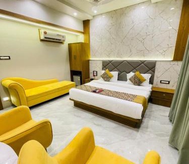 Sakinaka Hotel | HOTEL DOUBLE CROWN Mumbai AIRPORT T2