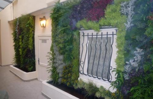 6th Arrondissement Hotel | Hotel du Dragon