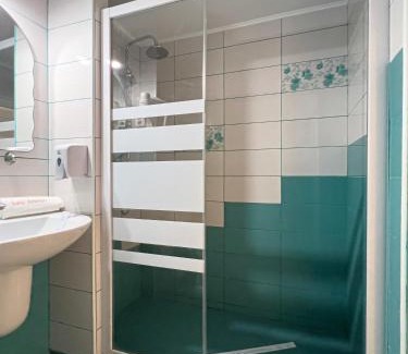 Constanta Hotel | HOTEL DUNĂREA