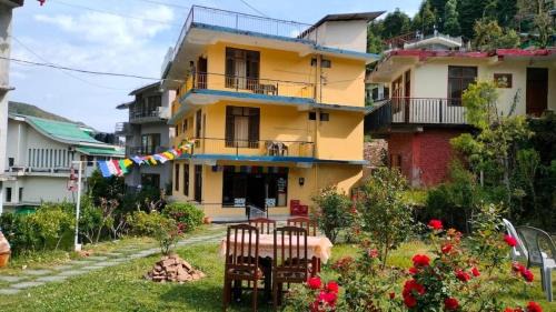 Bhagsu Nag Casa | Hotel Eco-Nest - Best Stay near Bhagsu Waterfall