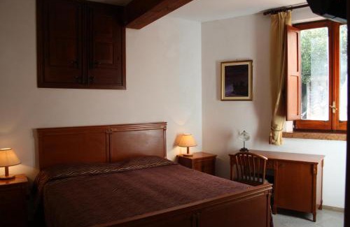 Erice Apartamento | Hotel Edelweiss