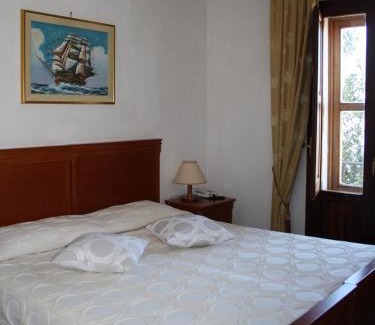 Erice Apartamento | Hotel Edelweiss