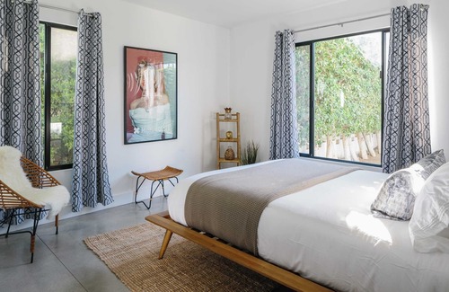 Warm Sands Hotel | Hotel El Cid by Avantstay 16 OCC Full Hotel Buyout in Palm Springs w/ Pool!
