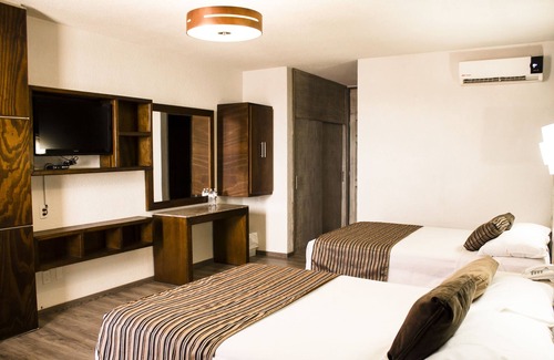 Centro comercial Shopping Centro Pinda Hotel | Hotel El Monte