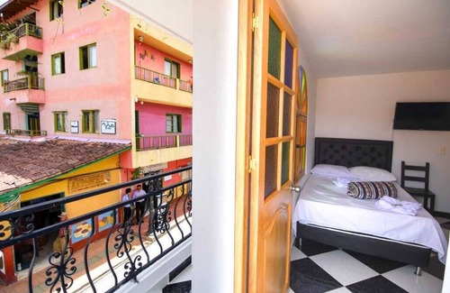 Guatape Hotel | Hotel El Paisaje
