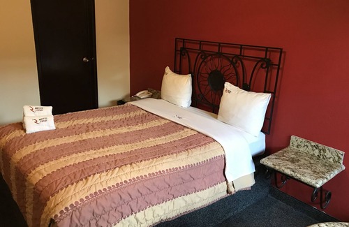 Tijuana Hotel | Hotel El Refugio
