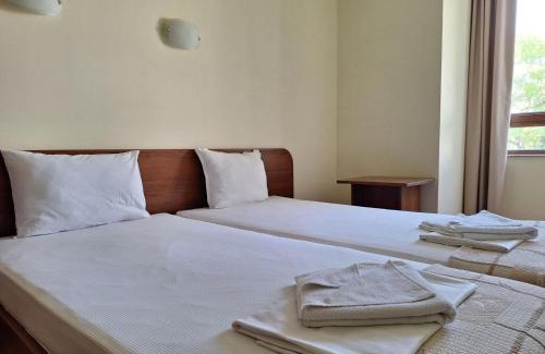 Hristo Botev Hotel | Hotel Elica