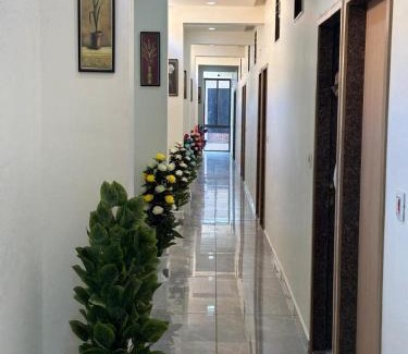 Kalol Hotel | Hotel Embassy Inn