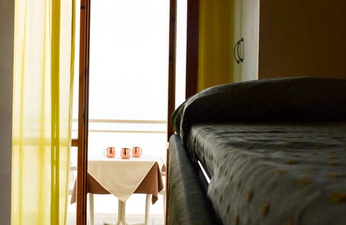 Pesaro Hotel | Hotel Embassy Pesaro