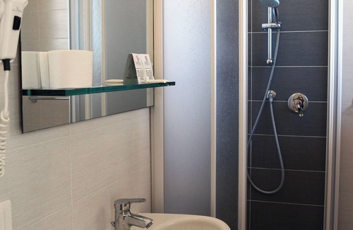Pesaro Hotel | Hotel Embassy Pesaro