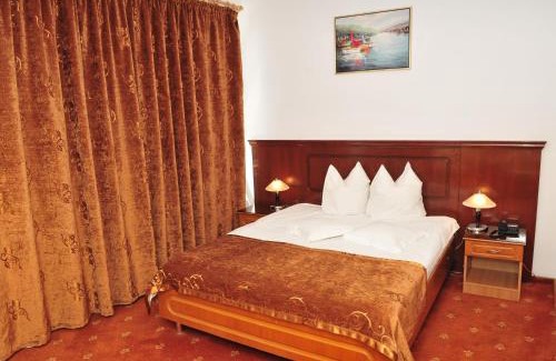 Craiova Hotel | Hotel Emma Est