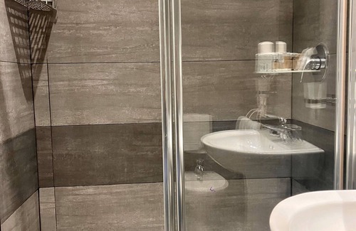 Rione III Colonna Hotel | Hotel Erdarelli