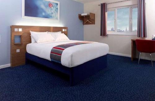 South West Apartamento | Hotel Eureka Near Delhi Airport