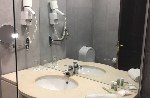 Porto Moniz Hotel | Hotel Euro Moniz