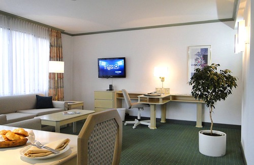 Downtown La Paz Hotel | Hotel Europa La Paz